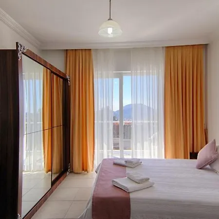 Oludeniz Ovacikta 5 Yatak Odali, 12 Kisilik , Mustakil Havuzlu 3 Villa