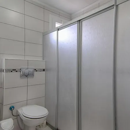Oludeniz Ovacikta 5 Yatak Odali, 12 Kisilik , Mustakil Havuzlu 3 Villa