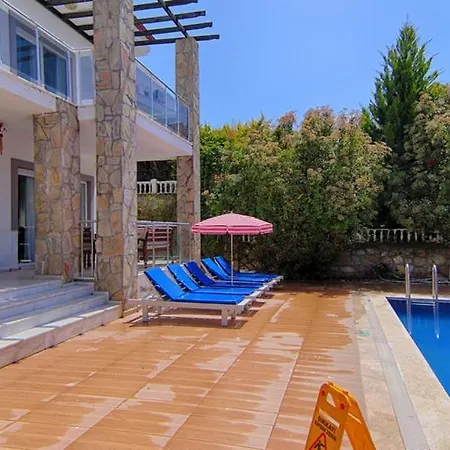 Villa Oludeniz Ovacikta 5 Yatak Odali, 12 Kisilik , Mustakil Havuzlu 3 Fethiye