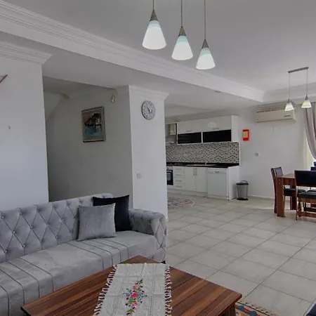 Oludeniz Ovacikta 5 Yatak Odali, 12 Kisilik , Mustakil Havuzlu 3 Villa Fethiye