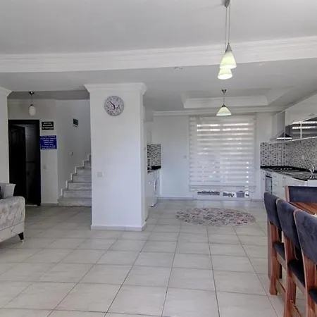 Oludeniz Ovacikta 5 Yatak Odali, 12 Kisilik , Mustakil Havuzlu 3 * Fethiye